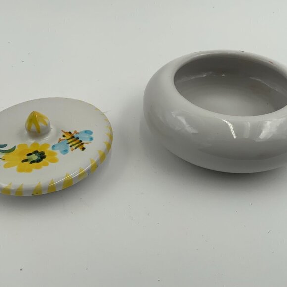 Italian Hand Painted Round Pottery Bumble Bee Trinket Box w/Lid Italy Marked - Picture 7 of 10